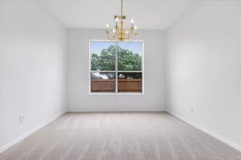 8210 Freeman Dr, Rowlett, TX 75089 photo 5