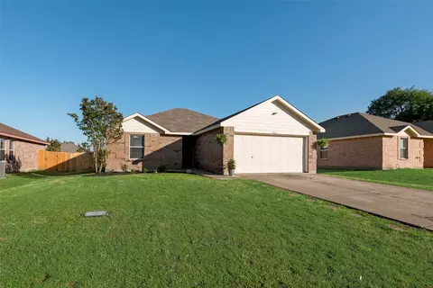 1806 Northridge Dr, Terrell, TX 75160