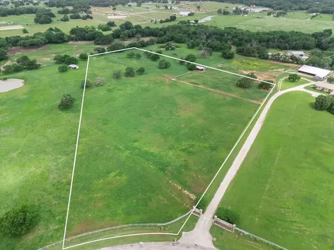 tbd Oak Creek Dr, Pilot Point, TX 76258