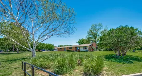 606 Cain St, Lake Dallas, TX 75065