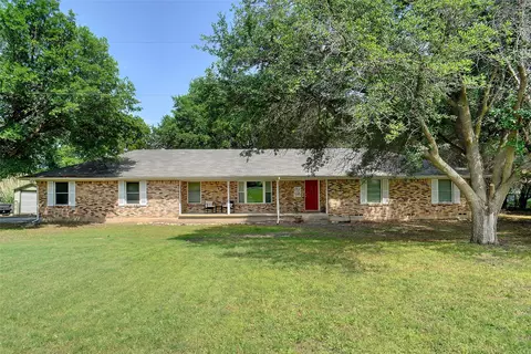 3977 Wakefield Rd, Justin, TX 76247
