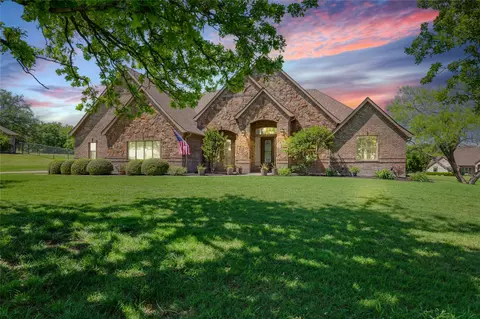 100 Meadow Arbor Dr, Weatherford, TX 76085