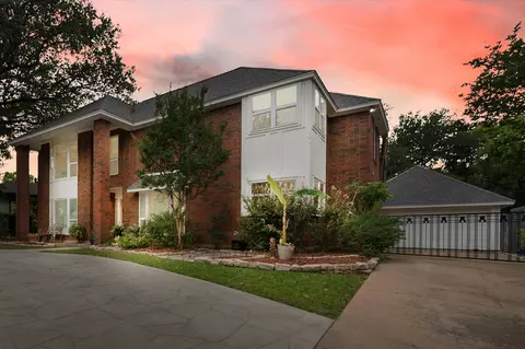 2608 Rivercrest Dr, Arlington, TX 76006