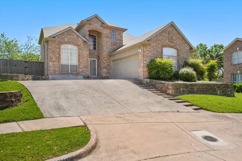 200 Devonshire Ct, Mckinney, TX 75071