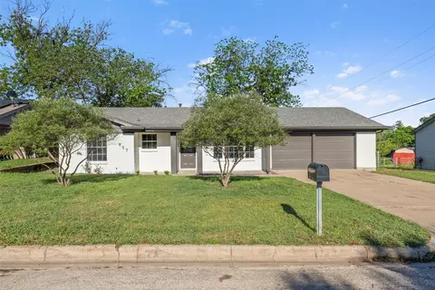 857 Crosby Ave, White Settlement, TX 76108