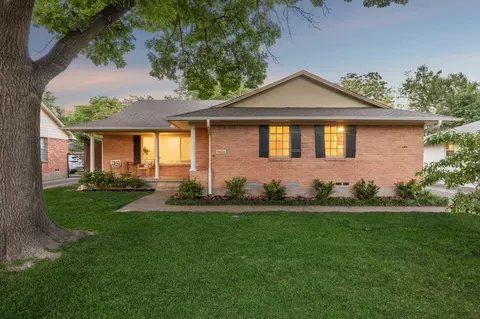 9606 Livenshire Dr, Dallas, TX 75238