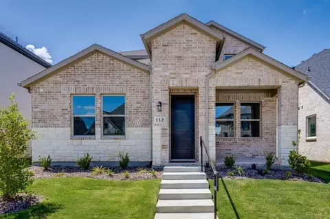 112 Barn Swallow Dr, Celina, TX 75009