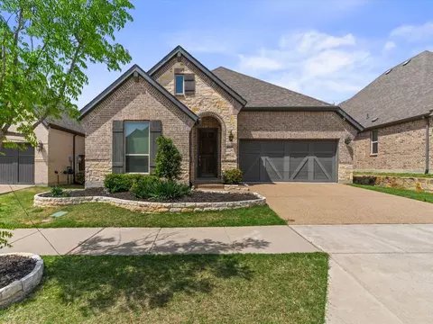 4445 Tall Knight Ln, Carrollton, TX 75010