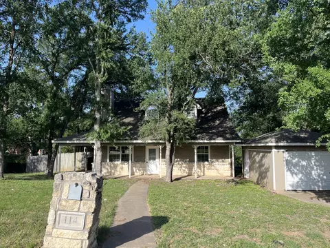 114 N Andrews Dr, Robinson, TX 76706