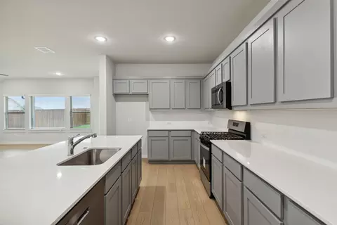 9117 Spur Creek Ct, Crowley, TX 76036 photo 6