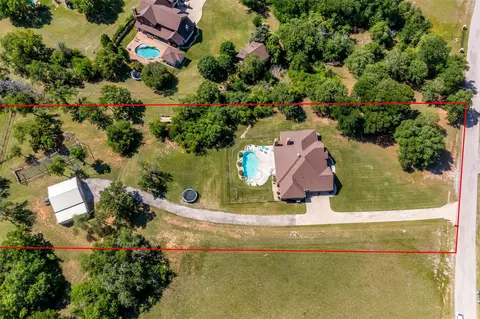806 N Savage Creek Ln, Weatherford, TX 76087