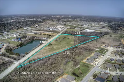 5907 Roy Warren Pkwy, Greenville, TX 75402