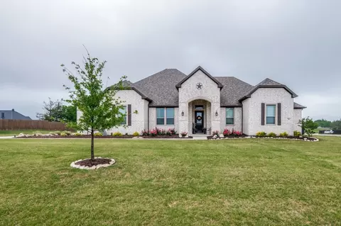 70 Marcey Ln, Waxahachie, TX 75167