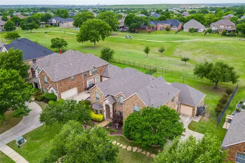 10301 Broadmoor Ln, Rowlett, TX 75089