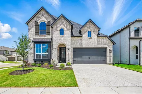 701 Purple Dome Dr, Fort Worth, TX 76247