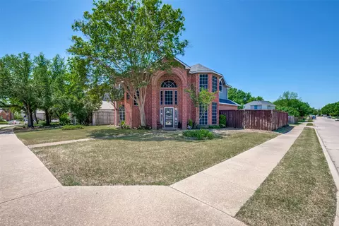 4621 Lakepointe Ave, Rowlett, TX 75088