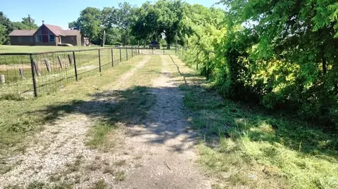 2636 Fm 983, Red Oak, TX 75154