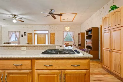 6060 Mackey Ranch Rd, Eddy, TX 76524 photo 11