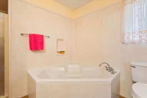 6060 Mackey Ranch Rd, Eddy, TX 76524 photo 21