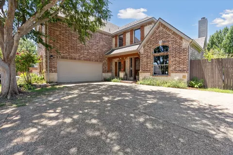 3417 Bear Creek Dr, Hurst, TX 76054