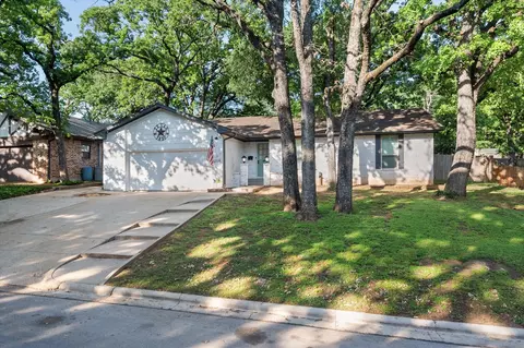219 Cedar St, Mansfield, TX 76063