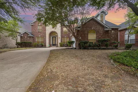 9213 Royal Burgess Dr, Rowlett, TX 75089