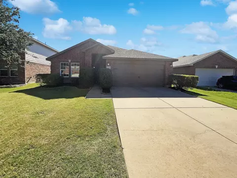 12700 Harvest Grove Dr, Fort Worth, TX 76244