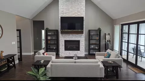886 County Road 3341, Paradise, TX 76073