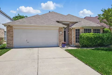 2612 Lonesome Oak Dr, Corinth, TX 76208