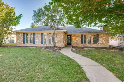 2207 Bengal Ln, Plano, TX 75023