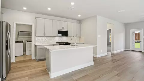 418 Ezra Ln, Mckinney, TX 75069