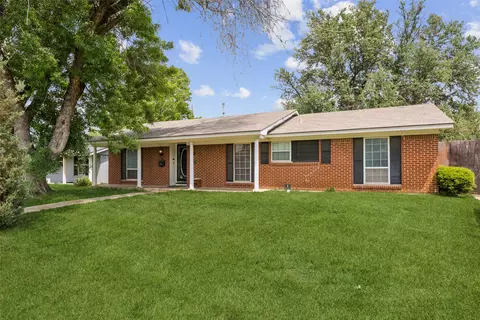 3525 Chime St, Irving, TX 75062