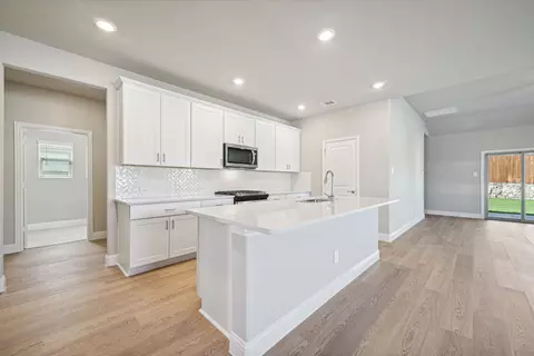 6624 Stone Elm Ln, Fort Worth, TX 76123 photo 3