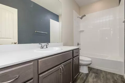 Bath - 146 Willowbend Loop, Mabank, TX 75156 photo 2 of 2