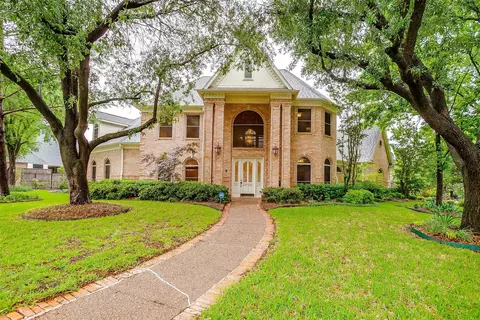 345 Silverwood Cir, Southlake, TX 76092