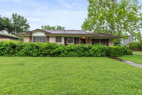 1331 Northlake Dr, Richardson, TX 75080