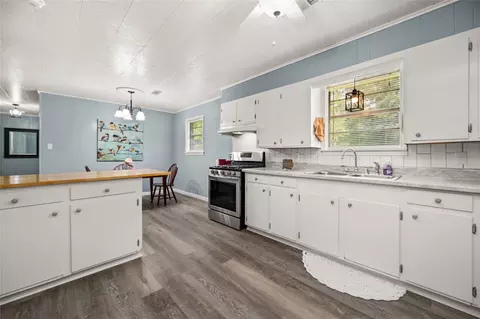 Kitchen - 108 Garrett Loop, Winnfield, LA 71483 photo 1 of 6