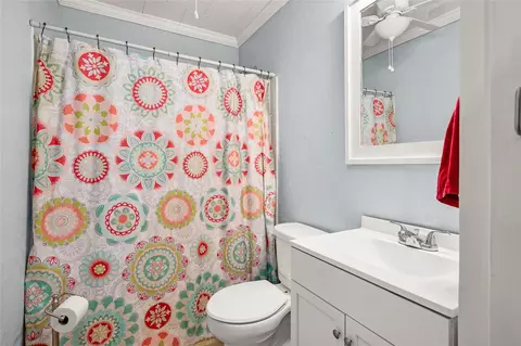 Bath - 108 Garrett Loop, Winnfield, LA 71483 photo 1 of 1