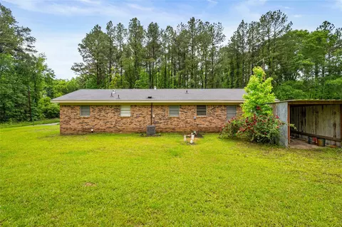 Exterior - 108 Garrett Loop, Winnfield, LA 71483 photo 6 of 7
