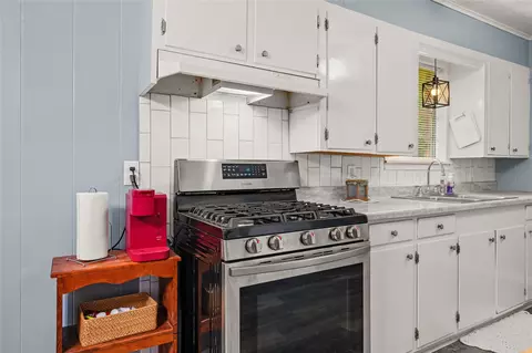 Kitchen - 108 Garrett Loop, Winnfield, LA 71483 photo 6 of 6