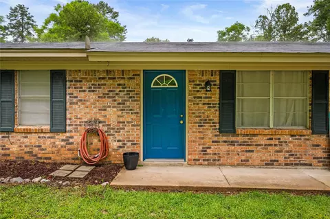 Exterior - 108 Garrett Loop, Winnfield, LA 71483 photo 3 of 7
