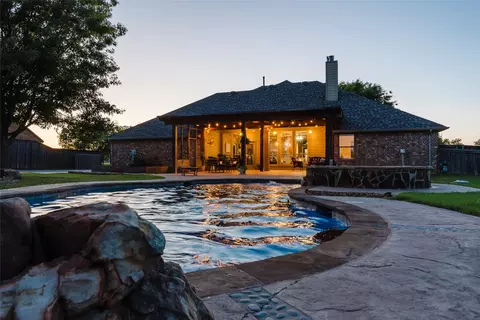 12042 N Emerald Ranch Ln, Forney, TX 75126