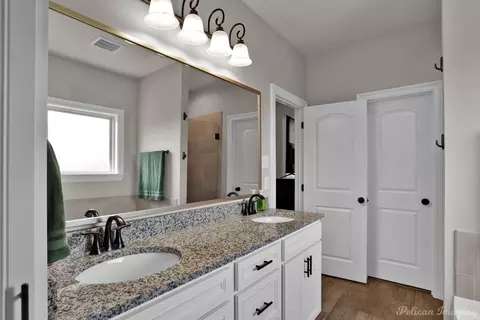 Bath - 101 Brimestone Loop, Benton, LA 71006 photo 4 of 6