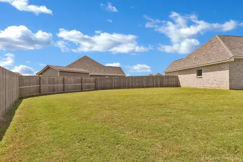 Exterior - 101 Brimestone Loop, Benton, LA 71006 photo 6 of 6