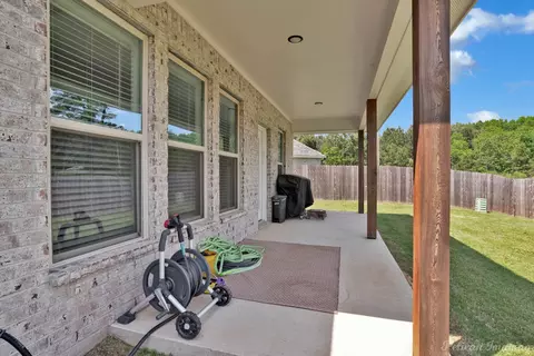 Exterior - 101 Brimestone Loop, Benton, LA 71006 photo 3 of 6