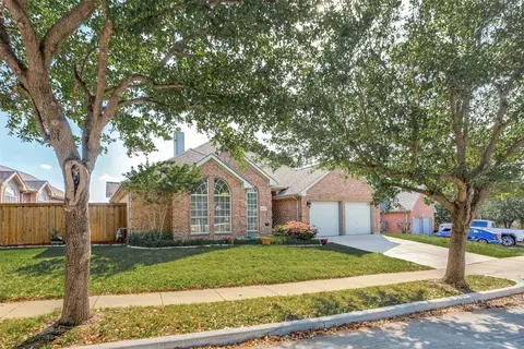 5424 Yellowstone Trl, Fort Worth, TX 76137