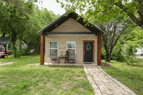 1013 Clay St, Nocona, TX 76255