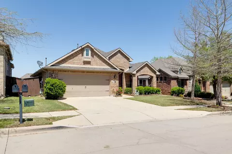 3313 Tori Trl, Fort Worth, TX 76244