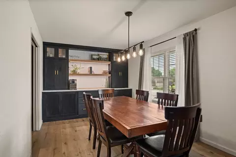1764 Brown Trl, Hurst, TX 76054