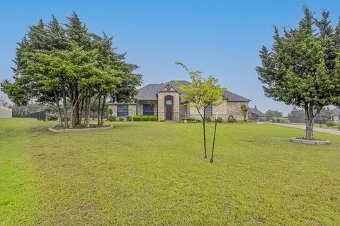 152 Cedar Park Ct, Waxahachie, TX 75167